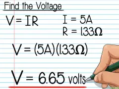 Calcul tension : V = IR, avec I=5A et R=1.33Ω. Le calcul donne V = 6.65 volts.