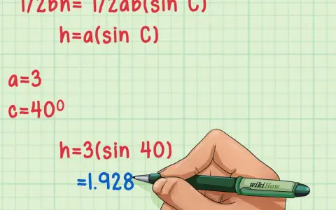 Calculer la hauteur d'un triangle : une main écrit la formule h=a(sin C) et applique les valeurs a=3, c=40°, pour obtenir h=1.928.